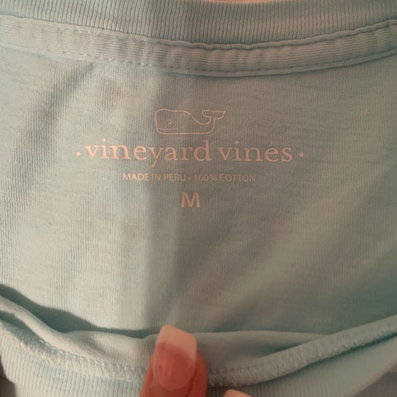 Vineyard Vines T-Shirt - Picture 3 of 4
